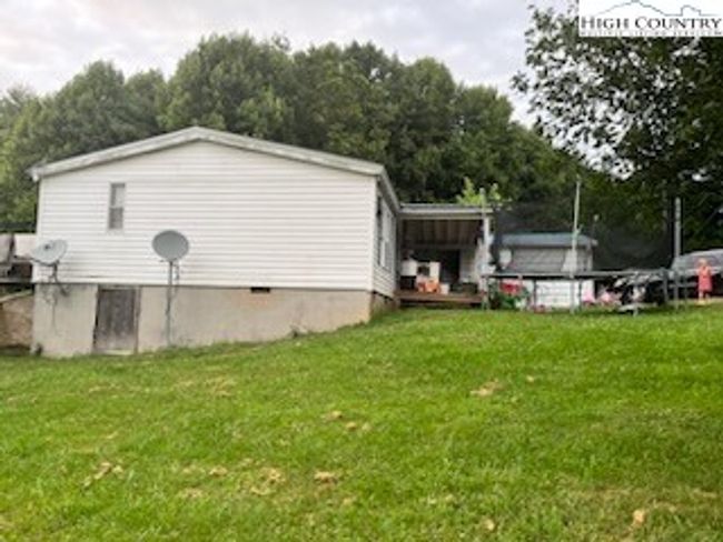 178 Joes Way, House other with 3 bedrooms, 3 bathrooms and null parking in Sparta NC | Image 5