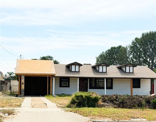 12977 Magnolia Ave, Chino, CA, 91710-4453 | Card Image