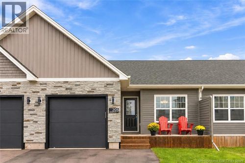398 Glengrove Rd, Moncton, NB, E1A8C8 | Card Image