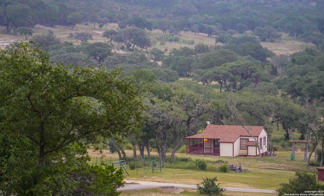 1401 Cedar Mesa Rd, Home with 3 bedrooms, 2 bathrooms and null parking in Tarpley TX | Image 48