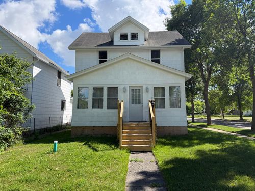723 6th St, International Falls, MN, 56649-2609 | Card Image