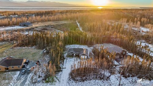 8126 W Shearwater St, Wasilla, AK, 99623-8818 | Card Image