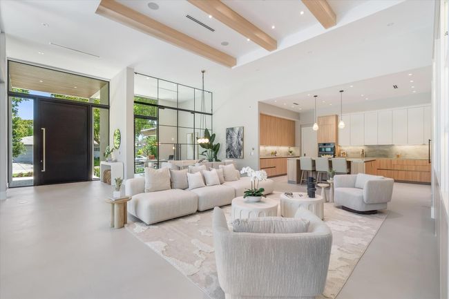 2265 Ne 30 Th Ct, House other with 4 bedrooms, 5 bathrooms and null parking in Lighthouse Point FL | Image 9