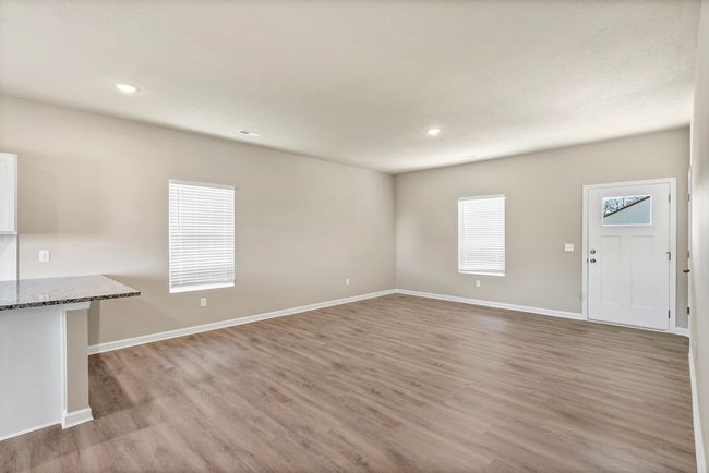1603 N Emerald Valley Dr, House other with 3 bedrooms, 2 bathrooms and null parking in Mulvane KS | Image 4