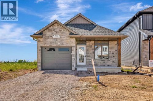 227 E Lafayette Street E, Jarvis, ON, N0A1J0 | Card Image