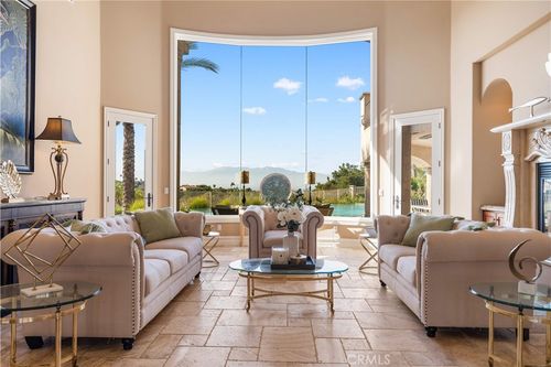 423 Cleveland Way, Corona, CA, 92881 | Card Image