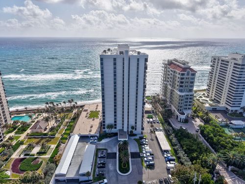 17e-5380 N Ocean Dr, Riviera Beach, FL, 33404-2535 | Card Image