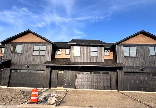 109 Golf View Dr, Eagle Point, OR, 97524-6676 | Card Image