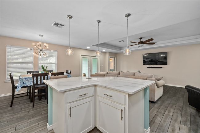 2371 Scotts Cir, House other with 3 bedrooms, 2 bathrooms and null parking in Ingleside TX | Image 17