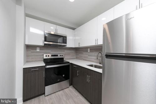 apt-0b-808-4247 Locust St, PHILADELPHIA, PA, 19104-5273 | Card Image