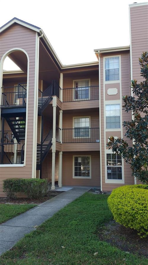7104-2550 N Alafaya Trl, ORLANDO, FL, 32826-3679 | Card Image