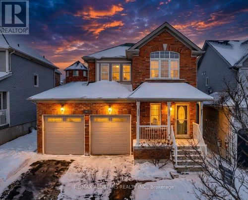 56 Ian Dr, Keswick, ON, L4P4G9 | Card Image