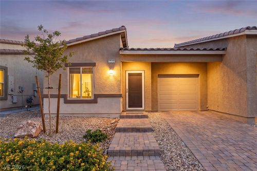 7545 Cooks Meadow St, North Las Vegas, NV, 89084-4763 | Card Image