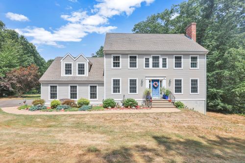 4 Huntington Dr, Moodus, CT, 06469-1251 | Card Image