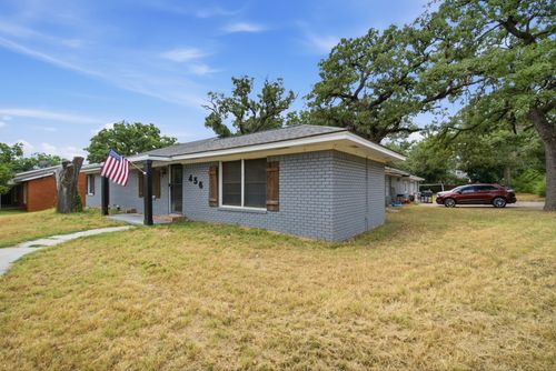 456 Alexander Rd, Stephenville, TX, 76401-4117 | Card Image