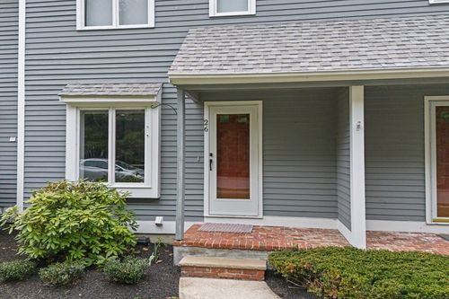 0-26 Country Hollow Ln, Haverhill, MA, 01832-1252 | Card Image