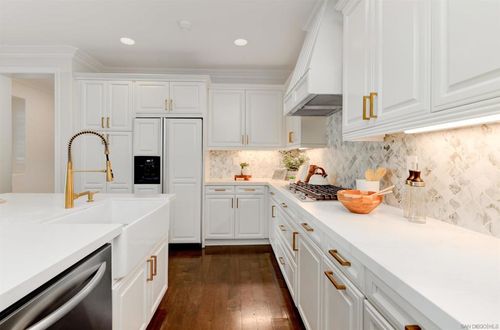 8360 Bristol Ridge Ln, San Diego, CA, 92127-4122 | Card Image
