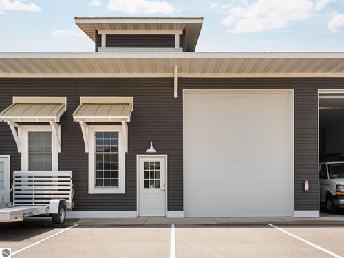 10-3903 Blair Valley Rd, Traverse City, MI, 49685 | Card Image