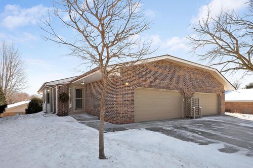 14825 18th Avenue N, Plymouth, MN, 55447 | Card Image