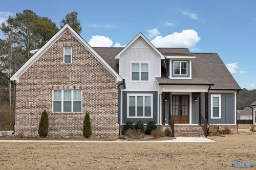 5107 Spring Creek Dr, Guntersville, AL, 35976 | Card Image