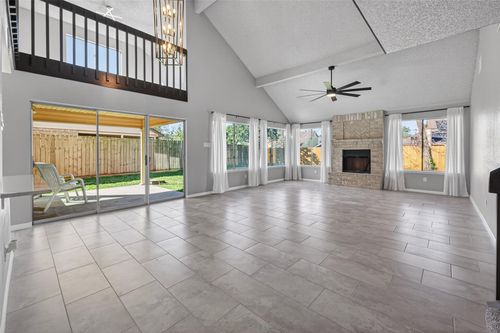 11406 Caesar Dr, Stafford, TX, 77477-1221 | Card Image