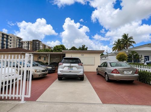 874 E 27th St, Hialeah, FL, 33013-3413 | Card Image