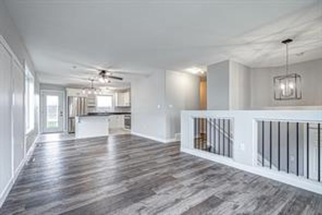 4004 74 Ave, House detached with 5 bedrooms, 2 bathrooms and 3 parking in Lloydminster AB | Image 4