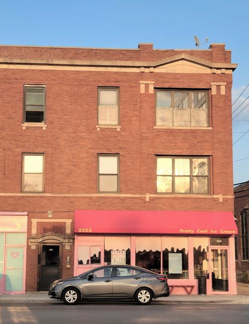 3s-2355 N California Ave, Chicago, IL, 60647-2976 | Card Image