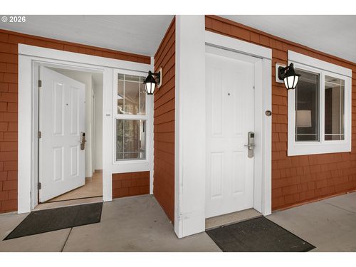 320-939 Nw Highway 101, DepoeBay, OR, 97341 | Card Image