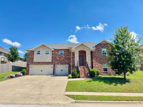 1207 W Millpond Dr, Ozark, MO, 65721-8520 | Card Image