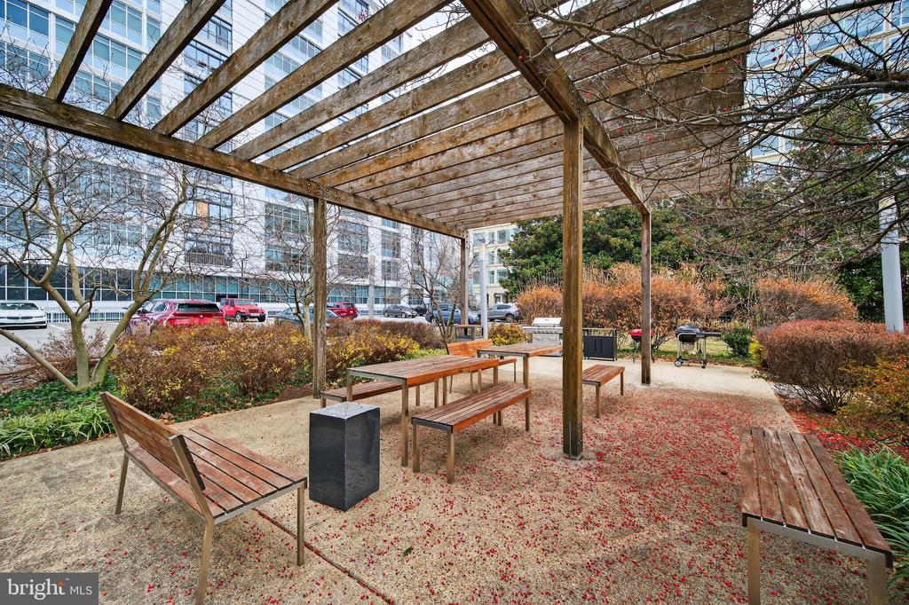 Residential in WASHINGTON 2