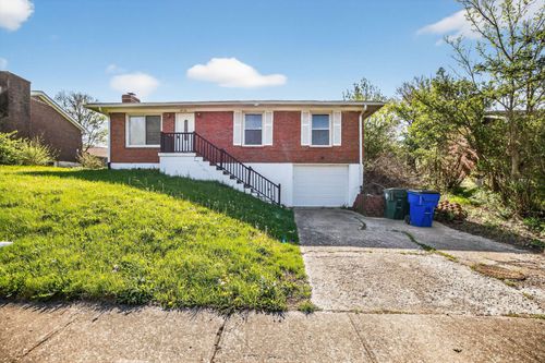3585 Pimlico Pkwy, Lexington, KY, 40517-3724 | Card Image