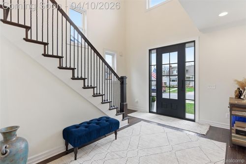911 Wyandotte Ave, Royal Oak, MI, 48067-4517 | Card Image
