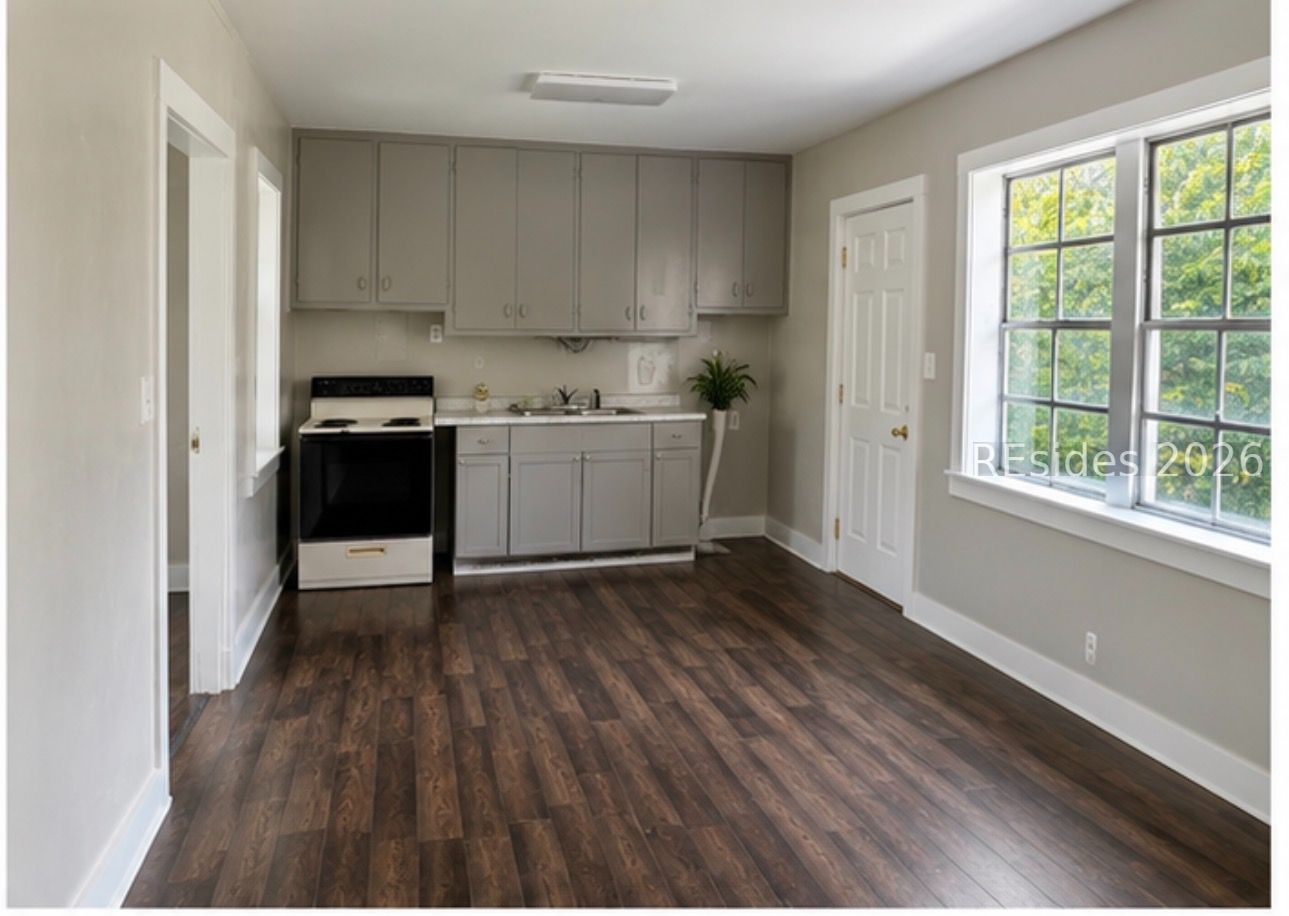 Residential in Hampton 4