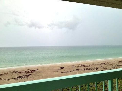 1004-9940 Ocean Dr, Jensen Beach, FL, 34957-2403 | Card Image