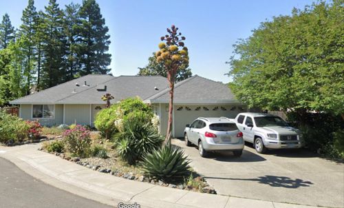 616 Robin Pl, Davis, CA, 95616-7506 | Card Image