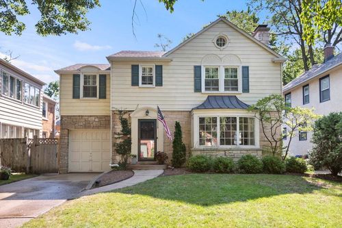 2755 Lawndale Ave, Evanston, IL, 60201-1183 | Card Image