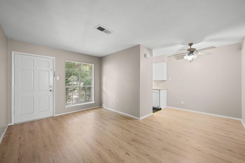e-2012 Brun St, Houston, TX, 77019-6163 | Card Image