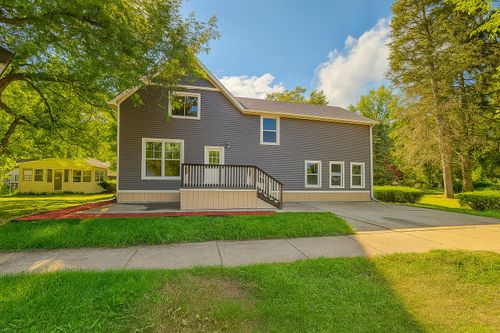 412 S 15th St, Chesterton, IN, 46304-2028 | Card Image