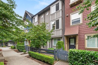 19 - 6450 187 St, Townhouse with 2 bedrooms, 2 bathrooms and 3 parking in Surrey BC | Image 2