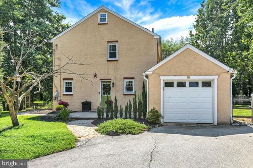 913 Valley Forge Rd, PHOENIXVILLE, PA, 19460-2625 | Card Image