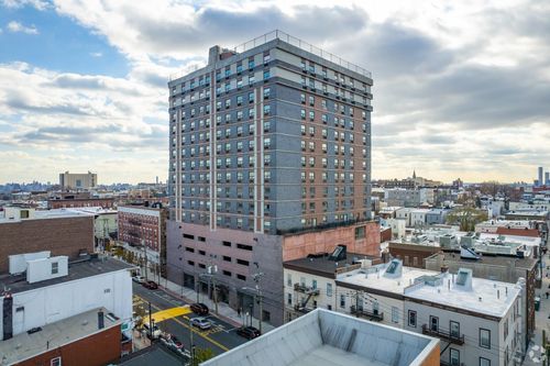 apt-503-815-809-815 22nd St, Union City, NJ, 07087-9139 | Card Image