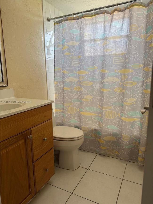 APT-406 - 9510 Seagrape Dr, Condo with 3 bedrooms, 2 bathrooms and null parking in Davie FL | Image 13