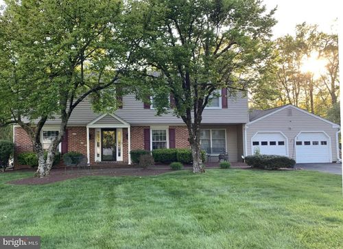 12 Pinewood Dr, DOWNINGTOWN, PA, 19335-1714 | Card Image