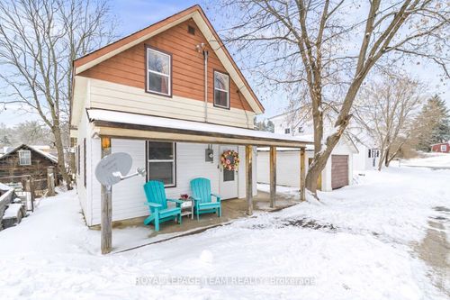 197 Queen St, Killaloe, ON, K0J2A0 | Card Image