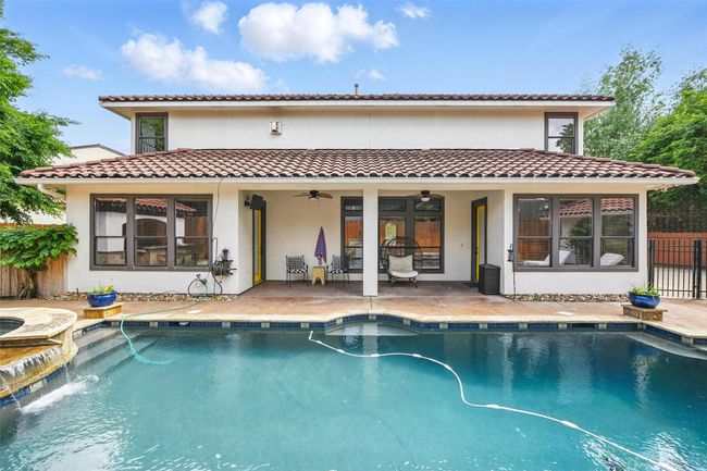 Salt water pool and spa and covered back patio for fun and relaxation! | Image 34