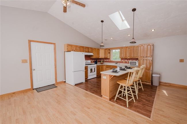 260 Ben Franklin Rd N, House other with 3 bedrooms, 3 bathrooms and 2 parking in Indiana PA | Image 14