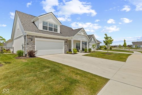2460 Collins Dr, Westfield, IN, 46074-6095 | Card Image
