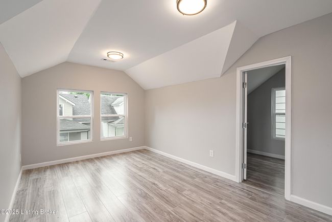 101 Saunders Ct, House other with 3 bedrooms, 2 bathrooms and null parking in Louisville KY | Image 8