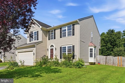 6678 Clarkes Meadow Dr, BEALETON, VA, 22712-6948 | Card Image